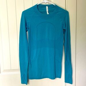 Lululemon athletica top S